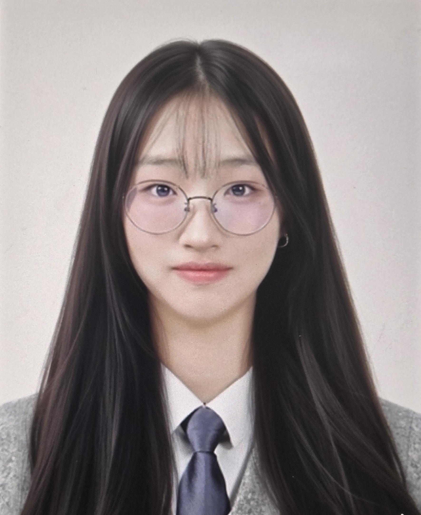 선전부장 채서연